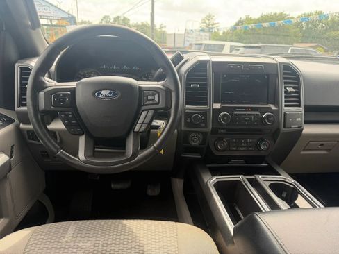 Used 2018 Ford F150 XLT w/ Equipment Group 302A Luxury AWD/4WD image 18