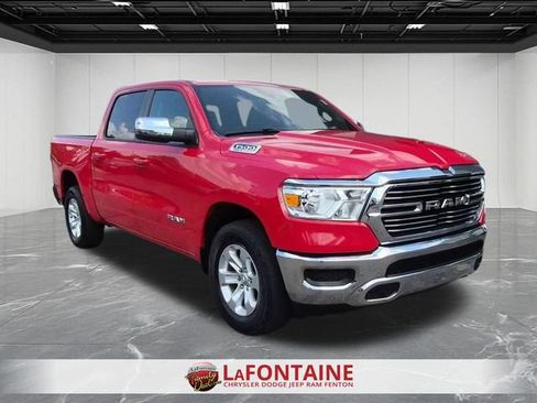 Used 2024 RAM 1500 Laramie AWD/4WD image 7
