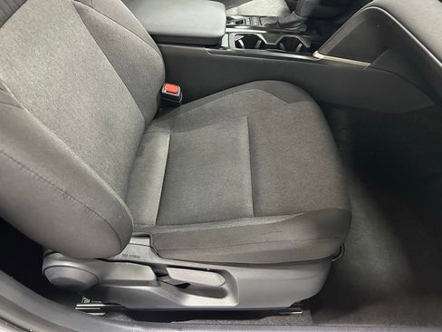 Used 2025 Toyota Camry LE image 60