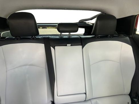 Certified 2022 Toyota Prius Limited w/ Premium Convenience Package image 17