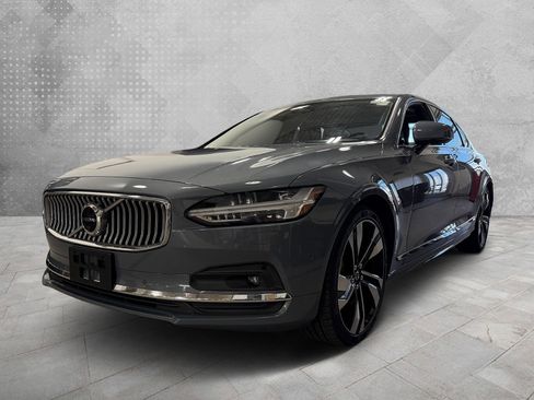 Used 2023 Volvo S90 B6 Plus AWD/4WD image 4
