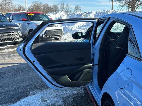 Used 2025 Hyundai Elantra N image 28