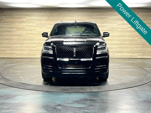 Used 2022 Lincoln Navigator Reserve AWD/4WD image 15