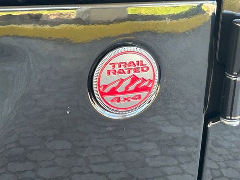 Used 2022 Jeep Wrangler Unlimited Rubicon image 18