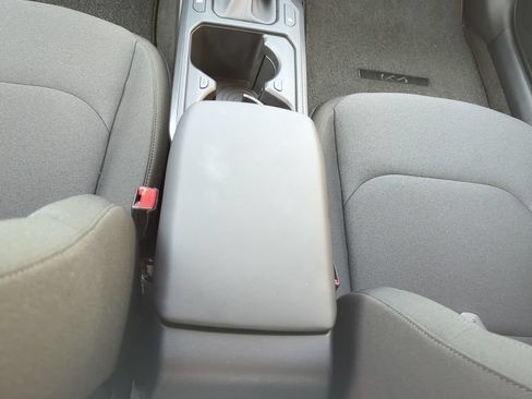 New 2026 Kia K4 FWD image 21