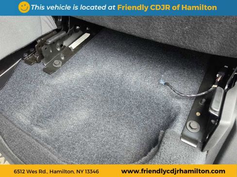 Used 2024 RAM 2500 Big Horn w/ Bed Utility Group image 8