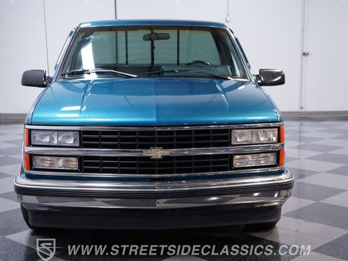 Used 1990 Chevrolet Silverado 1500 2WD Regular Cab image 16