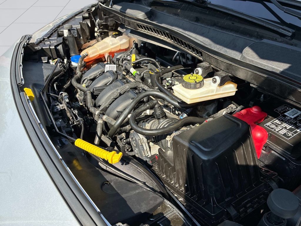 Used 2021 Ford Transit Connect XLT FWD image 15