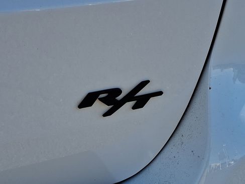 Used 2022 Dodge Durango R/T w/ Tow 'N Go Package image 31