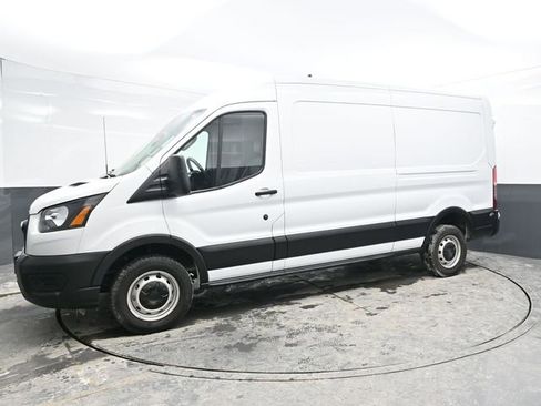 Used 2024 Ford Transit 250 148 Medium Roof image 3