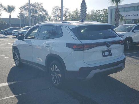 Certified 2025 Volkswagen Tiguan S image 3