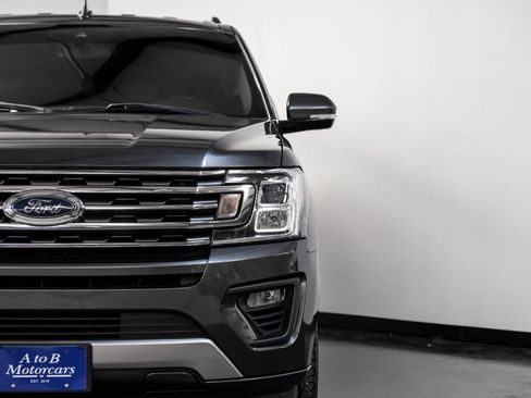 Used 2018 Ford Expedition Max XLT w/ Equipment Group 202A image 50