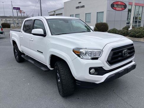 Certified 2023 Toyota Tacoma SR5 image 7