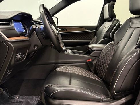 Used 2022 Jeep Grand Cherokee Summit image 14