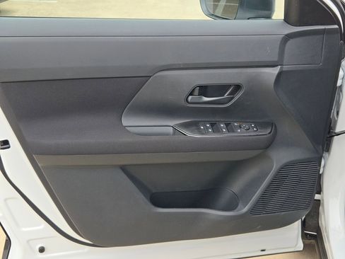 New 2026 Nissan Kicks S image 11