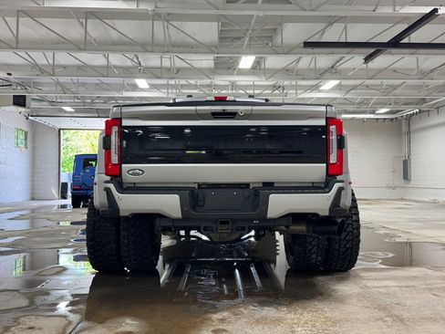 Used 2024 Ford F450 Platinum w/ Camper Package AWD/4WD image 45