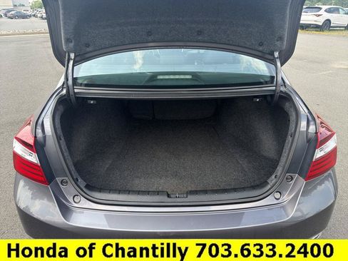 Used 2017 Honda Accord EX-L image 29