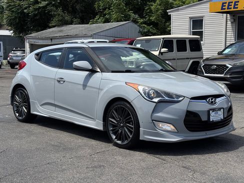 Used 2013 Hyundai Veloster RE:MIX Edition FWD image 2