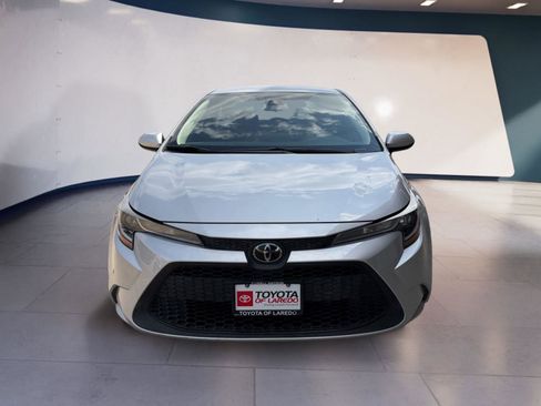 Used 2021 Toyota Corolla LE image 8
