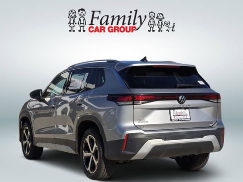 New 2026 Volkswagen Tiguan SE AWD/4WD image 3