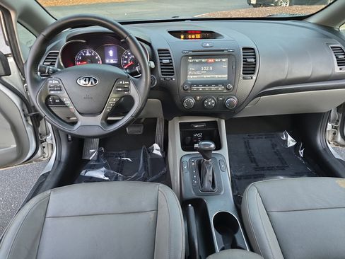 Used 2016 Kia Forte EX w/ EX Premium Package image 21