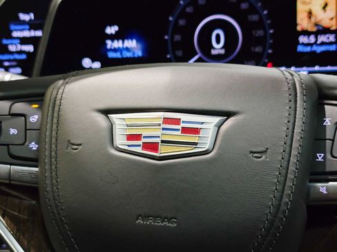 Used 2021 Cadillac Escalade Sport Platinum image 23