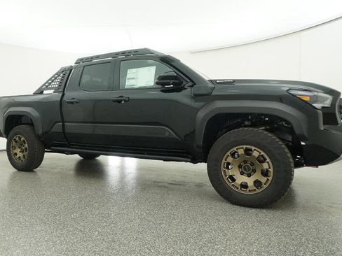 New 2025 Toyota Tacoma Trailhunter image 14