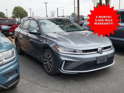Used 2025 Volkswagen Jetta SE