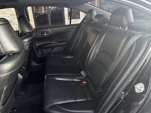 Used 2015 Honda Accord EX-L image 6