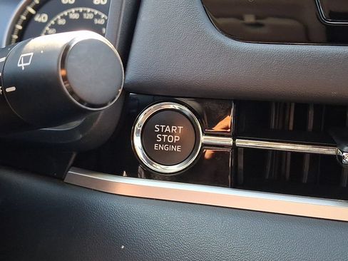 Used 2025 Mitsubishi Outlander SE AWD/4WD image 25
