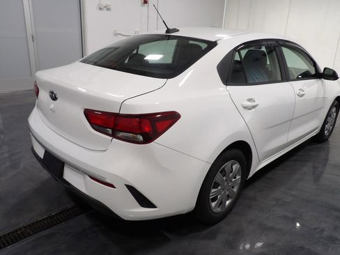 Used 2021 Kia Rio LX image 4