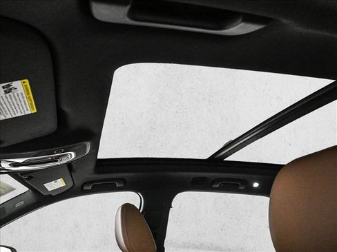 Used 2025 Audi Q7 3.0T Premium Plus image 16