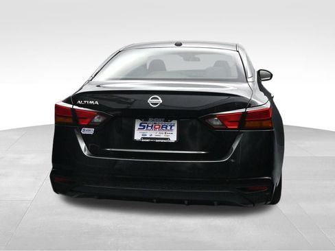 Used 2020 Nissan Altima 2.5 S FWD image 4