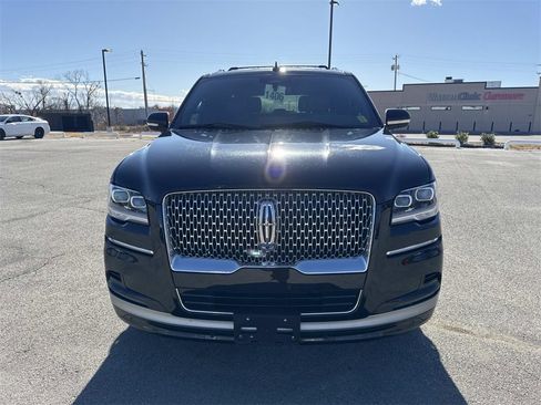 Used 2024 Lincoln Navigator L 4WD image 8