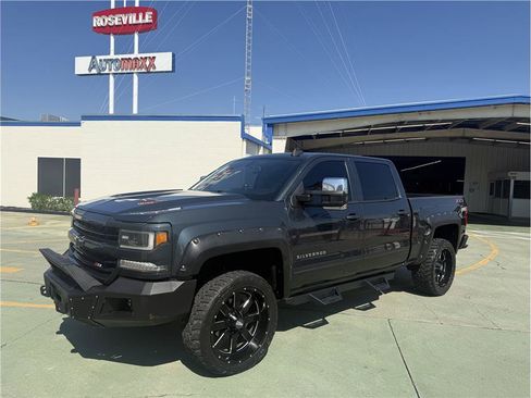 Used 2018 Chevrolet Silverado 1500 LT w/ All Star Edition AWD/4WD image 1