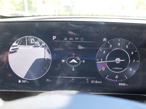 Certified 2025 Kia Sportage SX FWD image 30