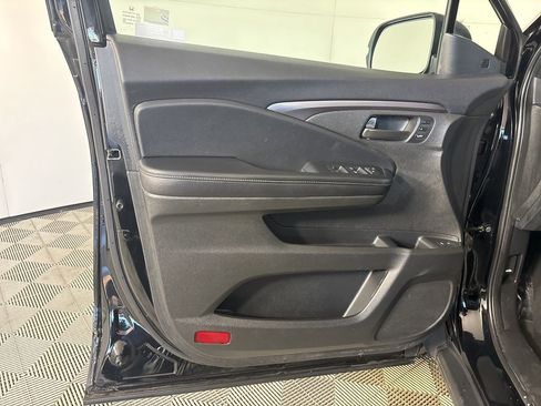 Used 2022 Honda Passport EX-L image 10