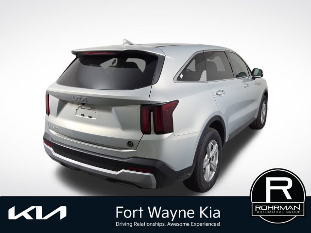 Used 2026 Kia Sorento LX FWD image 6