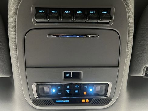 Used 2024 Ford F350 Lariat image 46