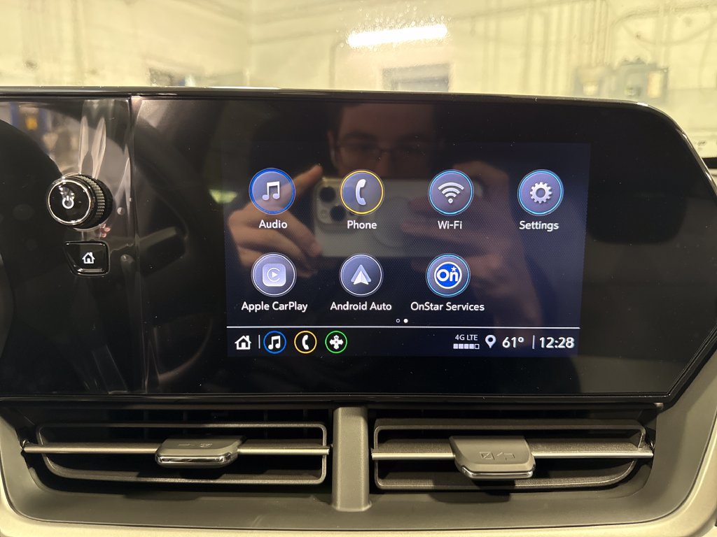 New 2026 Chevrolet Trax LS w/ Driver Confidence Package FWD image 9
