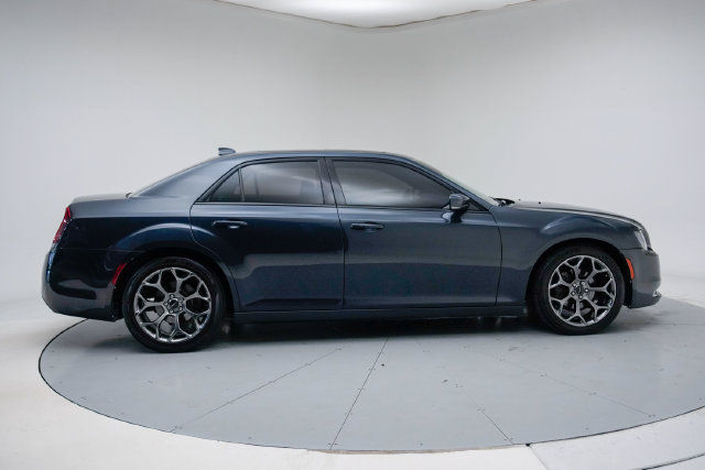 Used 2018 Chrysler 300 S w/ 300S Premium Group 2 RWD image 6