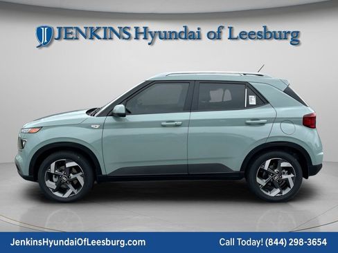 New 2026 Hyundai Venue SEL image 9