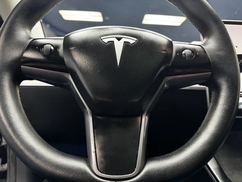 Used 2021 Tesla Model 3 Standard Range Plus image 21