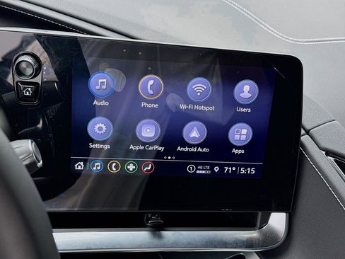 Used 2023 Chevrolet Corvette Stingray Coupe w/ Z51 Performance Package image 9