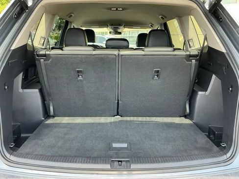 Used 2025 Volkswagen Atlas SE AWD/4WD image 20