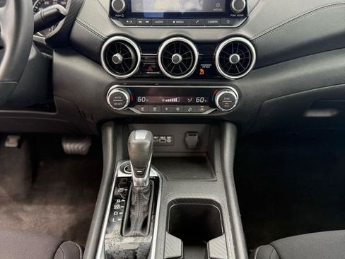 Used 2021 Nissan Sentra SV FWD image 15