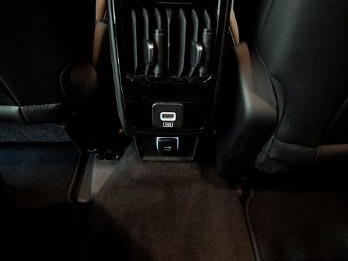 Used 2025 Jeep Compass Limited AWD/4WD image 10