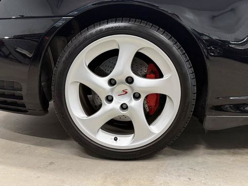 Used 2004 Porsche 911 Carrera 4S AWD/4WD image 54
