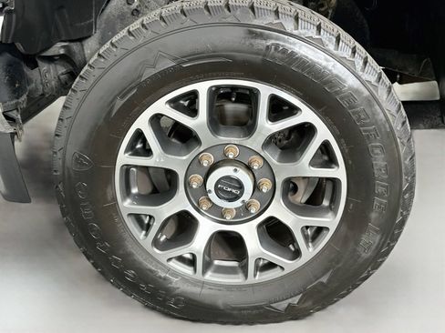 Used 2020 Ford F250 Lariat w/ Lariat Ultimate Package AWD/4WD image 33