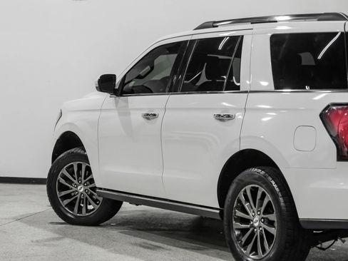 Used 2019 Ford Expedition Limited image 12